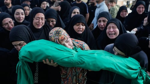 Hezbollah leader urges Lebanon to quit direct Israel talks