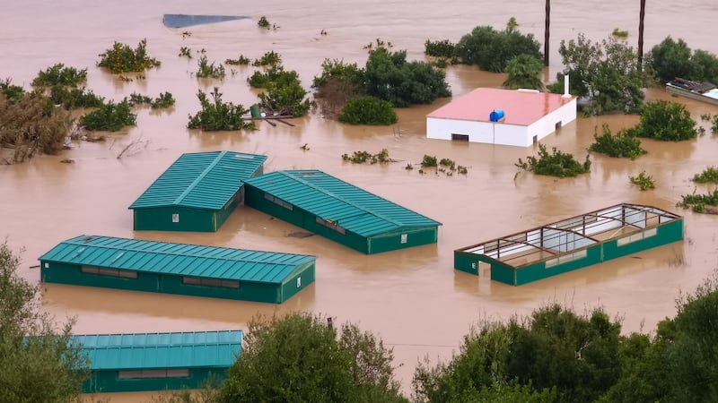 Spain flood kills two, injures two babies