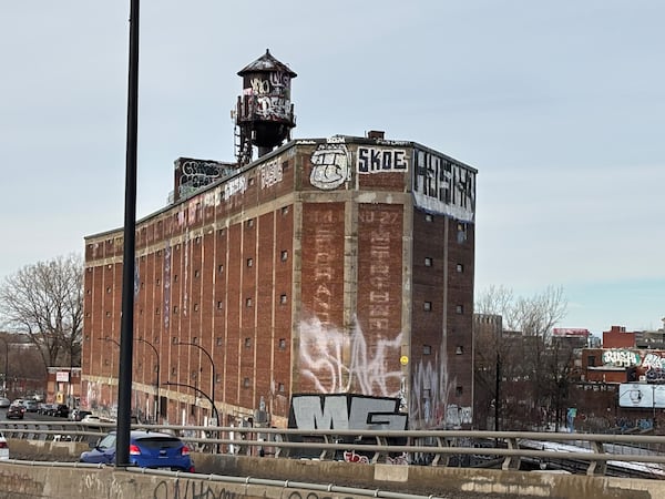 Montreal wants to turn Van Horne warehouse into artist studios and hotel rooms