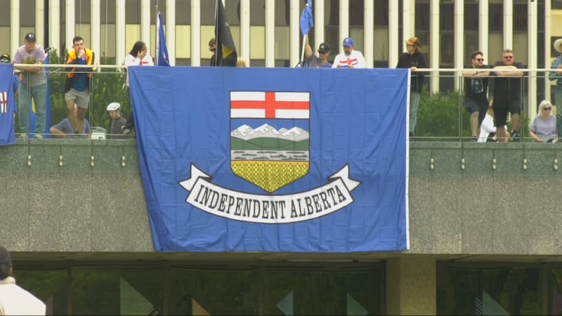 Separation would shrink government revenue, erase the Alberta advantage: economist