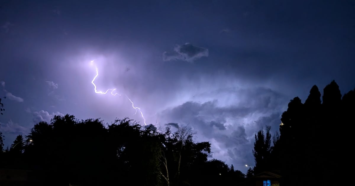 Overnight thunderstorms cause widespread power outages in Saskatoon