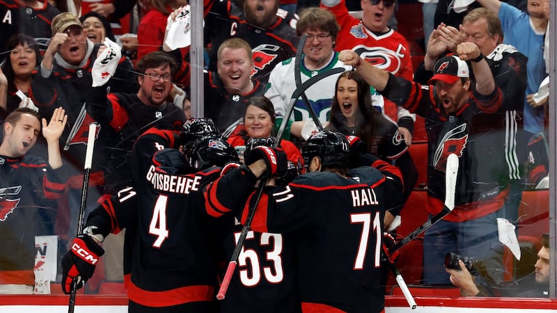 Carolina Hurricanes top the Ottawa Senators 2-0 to open NHL playoffs