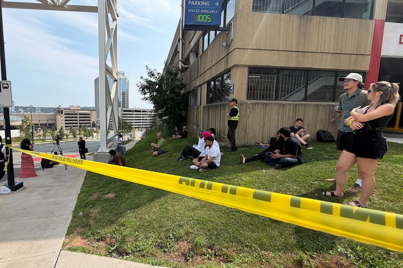 Thousands of people evacuated from Halifax buildings due to suspicious vehicle, bomb threat