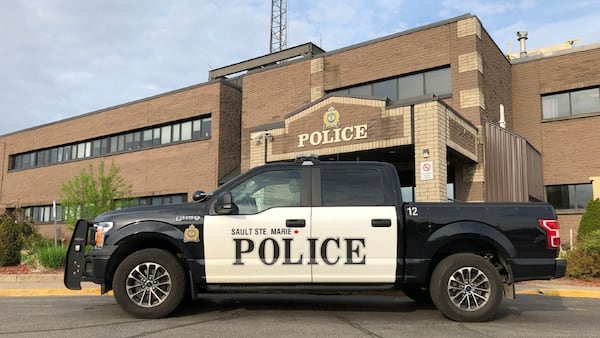 Sault theft suspect charged with escaping police custody