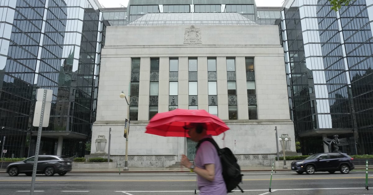 Bank of Canada to hold interest rate amid US trade war