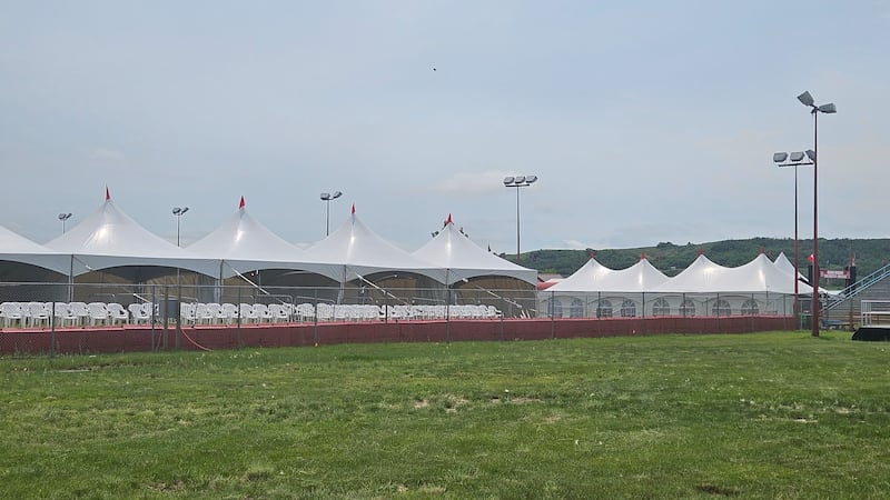 Country Thunder campers brace extreme heat in Craven