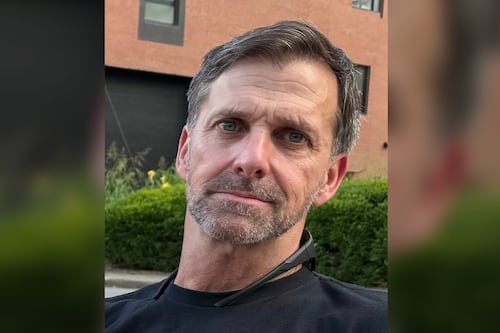 Manhunt underway for U.S. special forces veteran with extensive survival training accused of shooting his wife