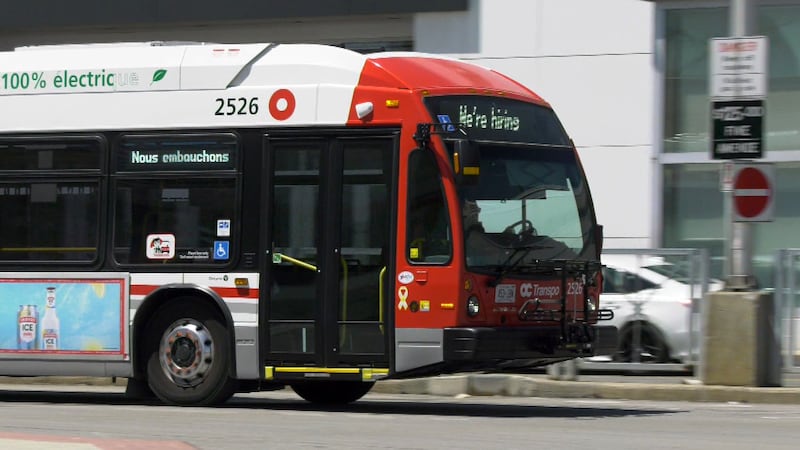 Mayor Sutcliffe says City of Ottawa will not direct public servants to stay downtown after work