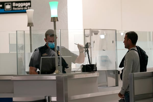 Non-U.S. travellers most targeted in U.S. border device checks