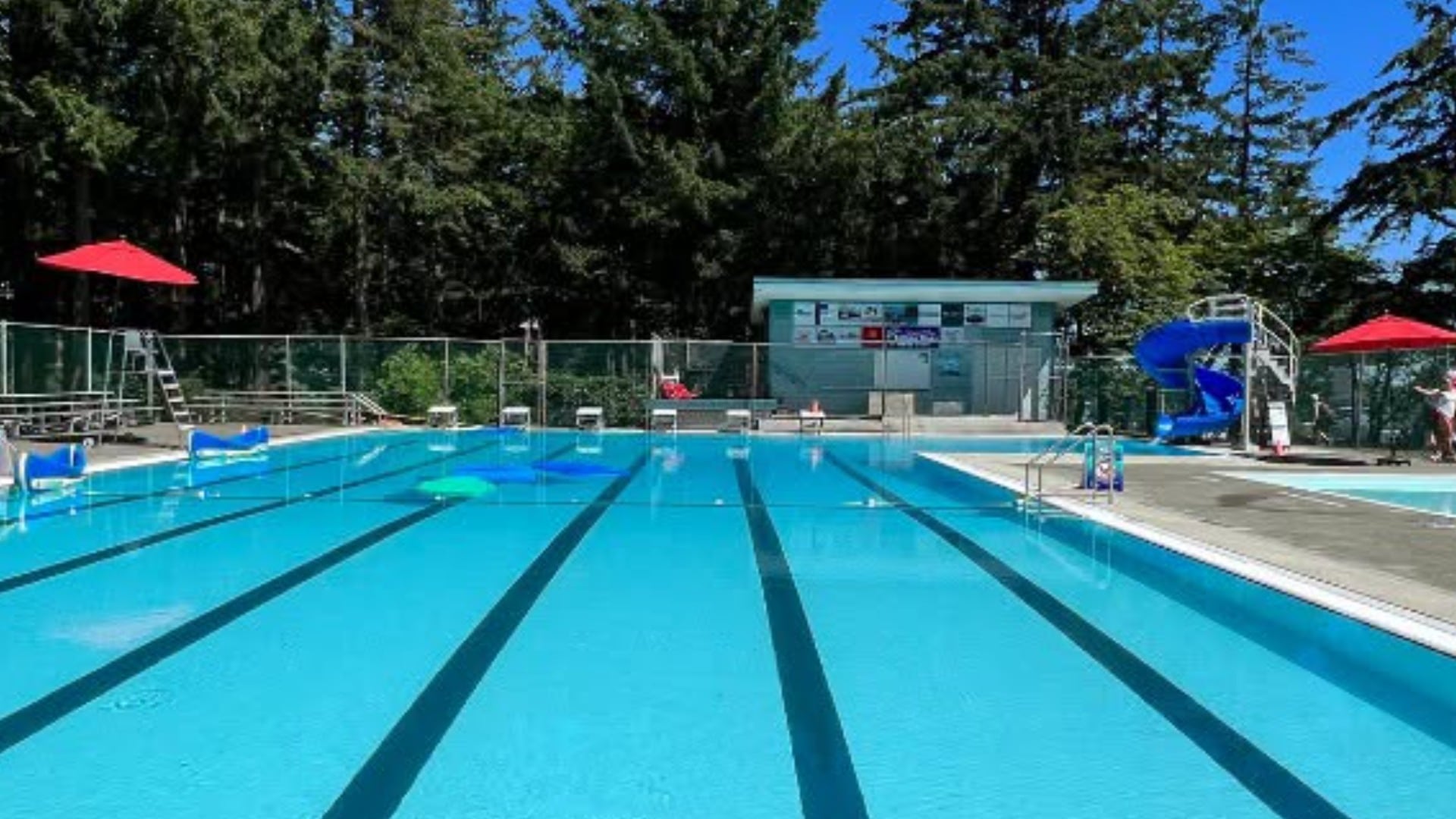 Campbell River, B.C. man arrested, charged after public pool break-in
