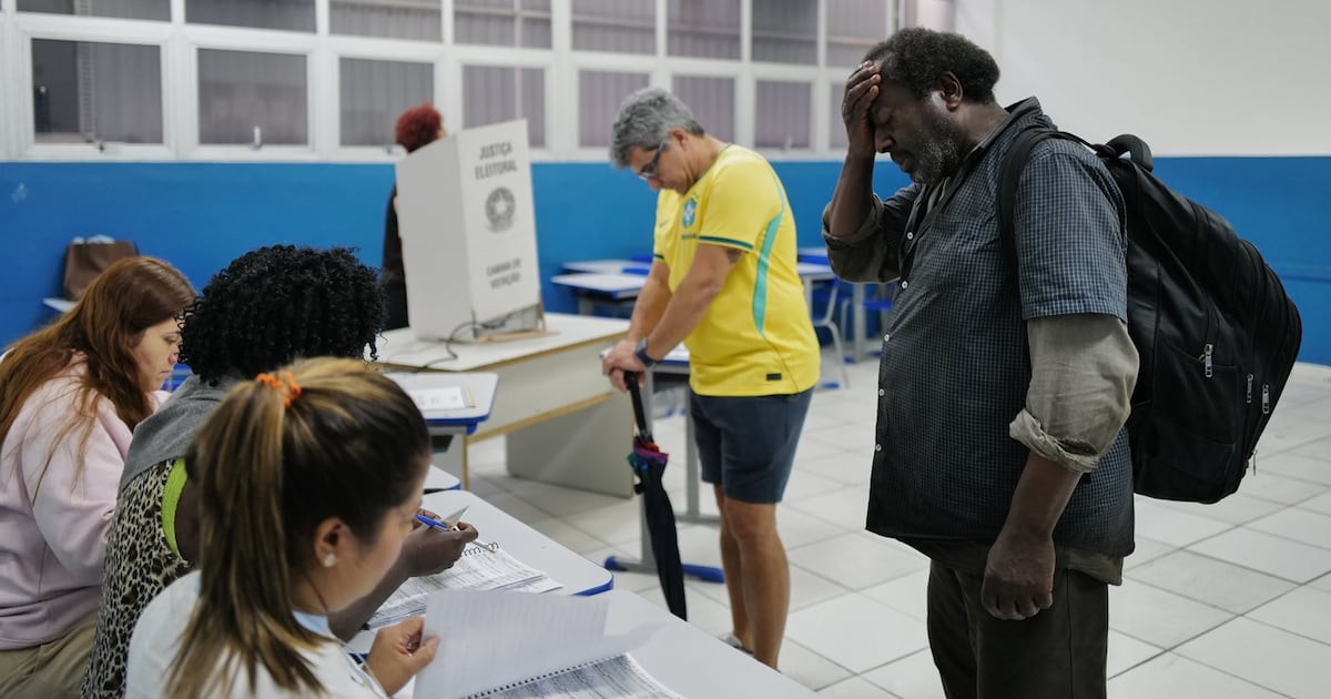 Brazil votes in a tense Lula vs Bolsonaro runoff with U.S ...