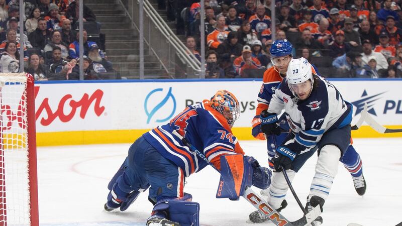 Oilers lose to Jets in OT as McDavid, Skinner leave game with injuries