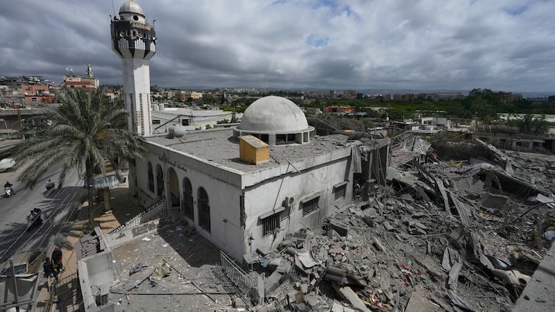 Deadly Israeli strikes pound south, east Lebanon