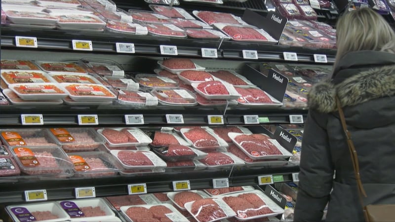 Alberta minister plans to meet grocery store owners about rising price of food