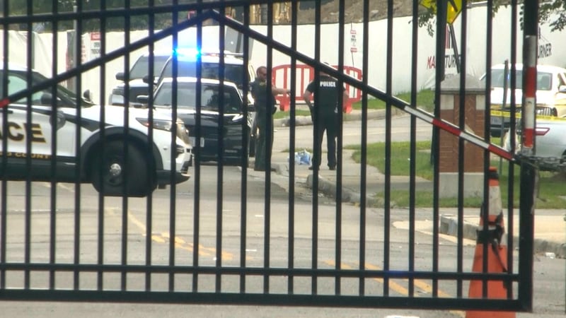 Police looking for additional people who fired guns in Virginia university shooting that wounded 5