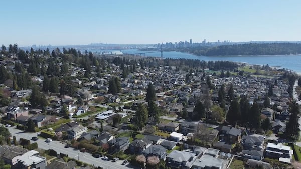 West Vancouver mayor blames market as premier doubles down on housing rebuke