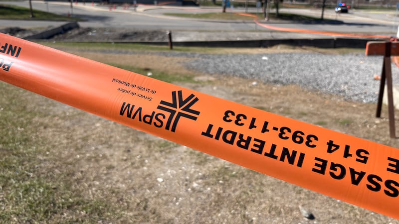 Montreal-area terminus blocked after 2 men stabbed nearby