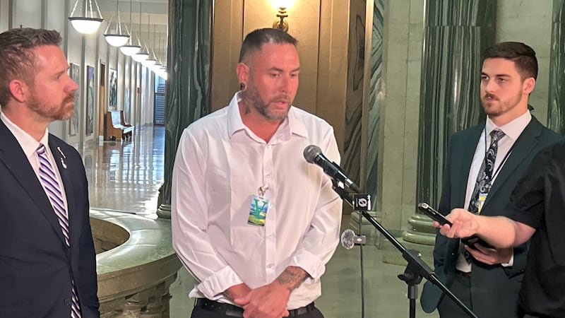 Sask. widower now calling on province to improve rail safety at site of deadly train collisions