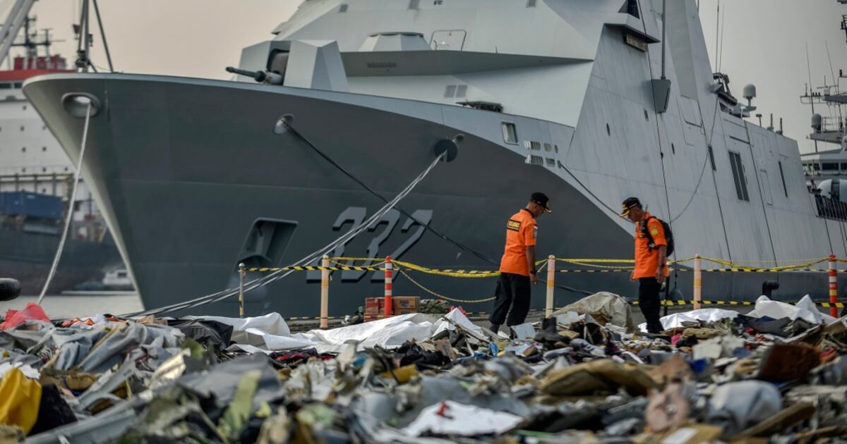 Lion Air debris found on Java seafloor