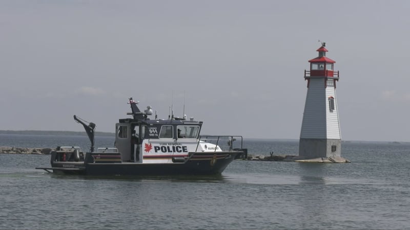 York Regional police sound the alarm on lifejacket use