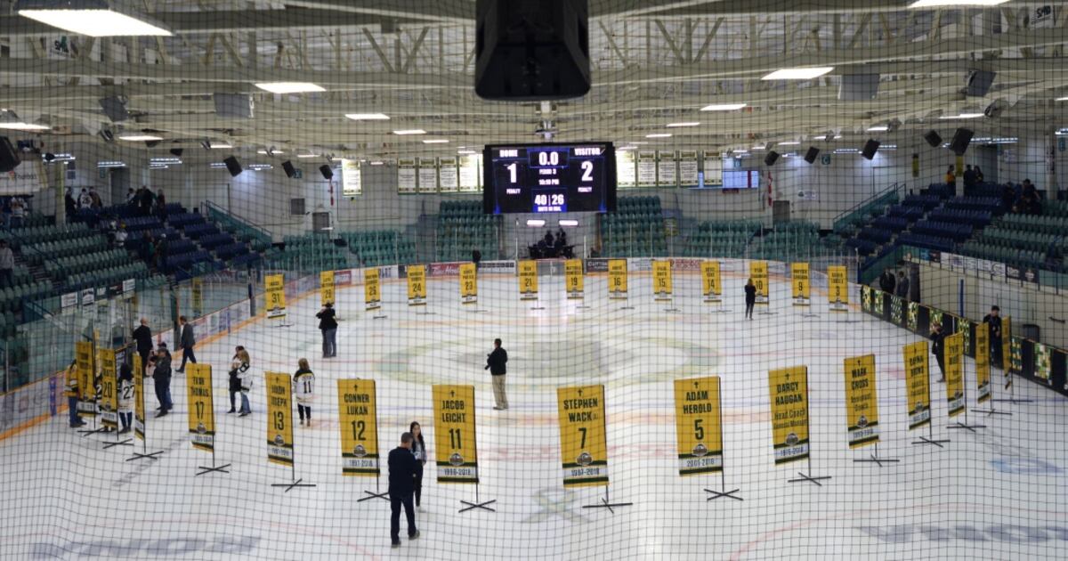 NHLers react to Humboldt Broncos' return to the ice after bus tragedy
