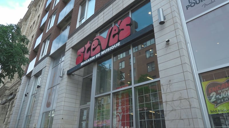 Steve’s Music Store instruments being sold in auction