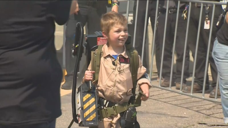 7-year-old Calgary boy gets a ‘Ghostbuster’ adventure at Stampede