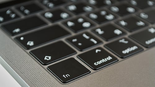 $2.3K in fake cash used to buy laptop in Guelph