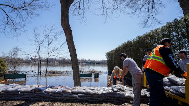 Flooding expected to worsen in coming days in Central Ontario