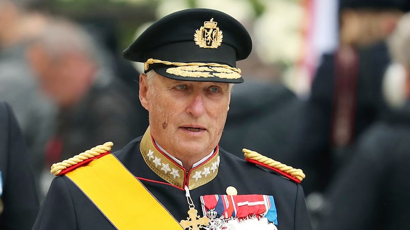 Europe’s oldest monarch, a popular king who married his high school sweetheart, has died