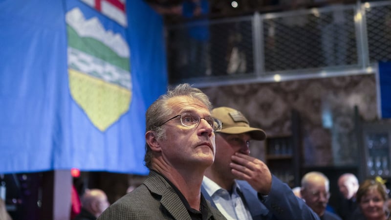 Claims about fraudulent results in Alberta referendum false: Elections Alberta