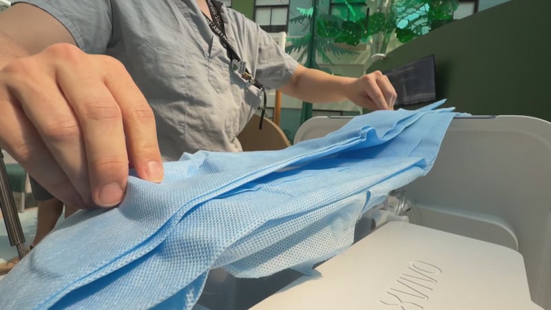 Man receives kidney transplant with new University of Alberta medical apparatus