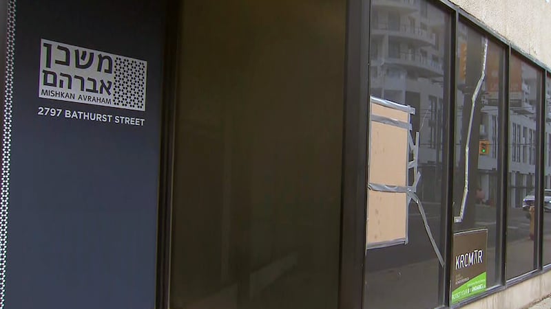 Toronto police investigating vandalism at synagogue as possible hate crime