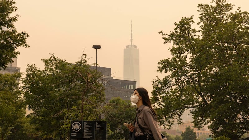 Air quality experts explain how to protect yourself from forest fire smoke