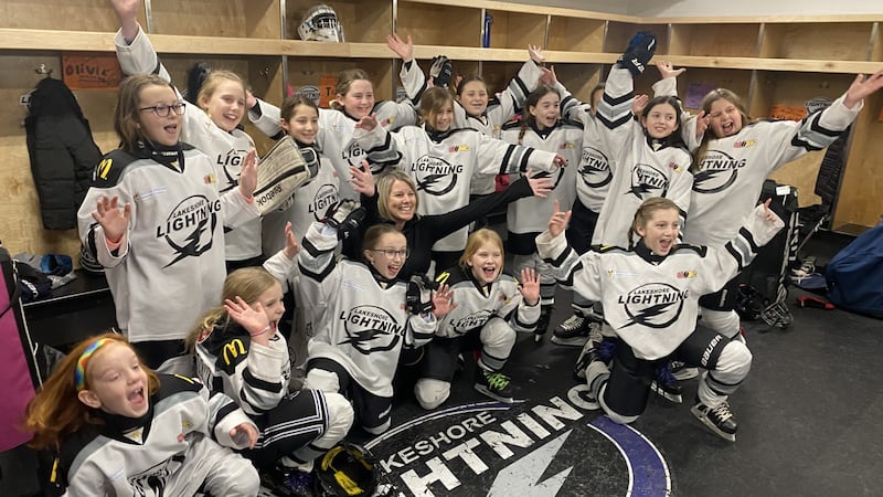 Lakeshore Lightning White try for Good Deeds Cup
