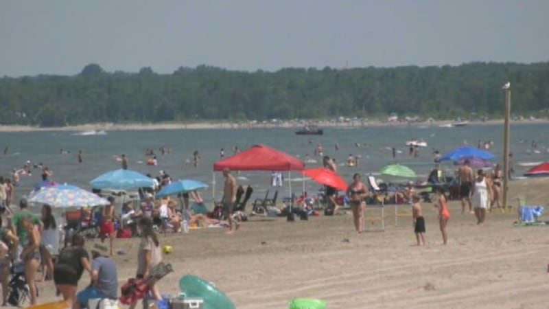 Wasaga Beach residents can now park for free at Beaches 1 and 2