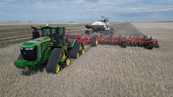 Saskatchewan promotes safety as spring seeding kicks off