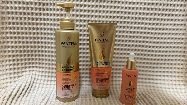 I Tried Pantene’s Abundant & Strong 3-Step System To Combat My Seasonal Hair Shedding