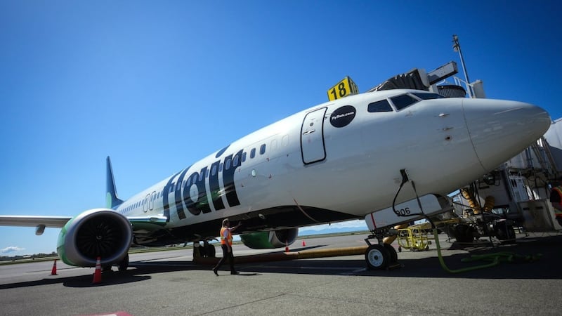 B.C. tribunal orders airline to pay woman $500 for lost jewelry