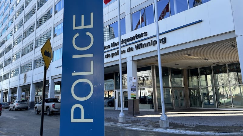 Roughly 600,000 contraband cigarettes found in Winnipeg home: police