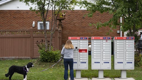 Home mail delivery will continue along rural roads, Canada Post confirms