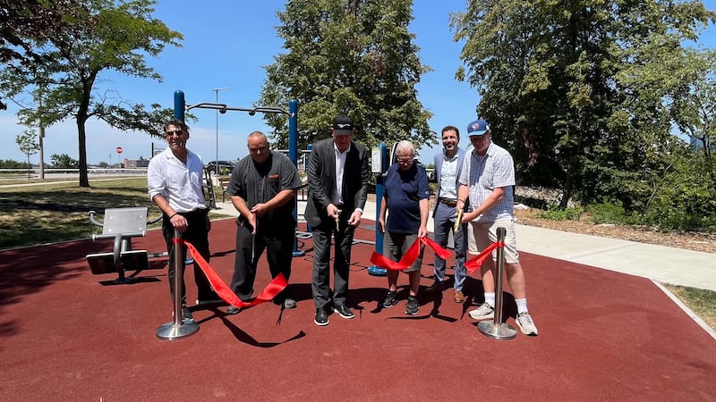 New outdoor fitness area opens at Windsor’s Gateway Park