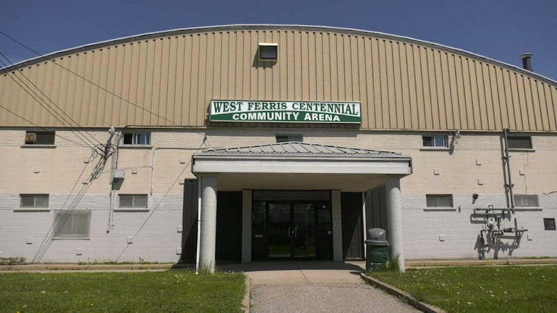 North Bay delays West Ferris arena demolition vote