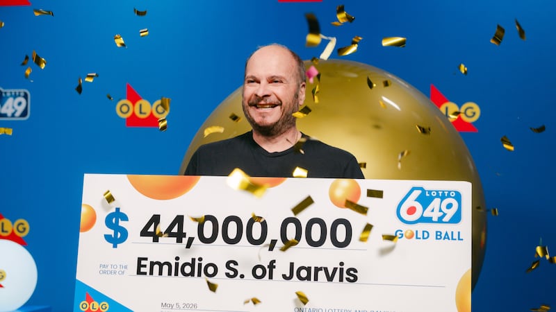 Jarvis, Ont., man wins $44 million Lotto 6/49 Gold Ball jackpot