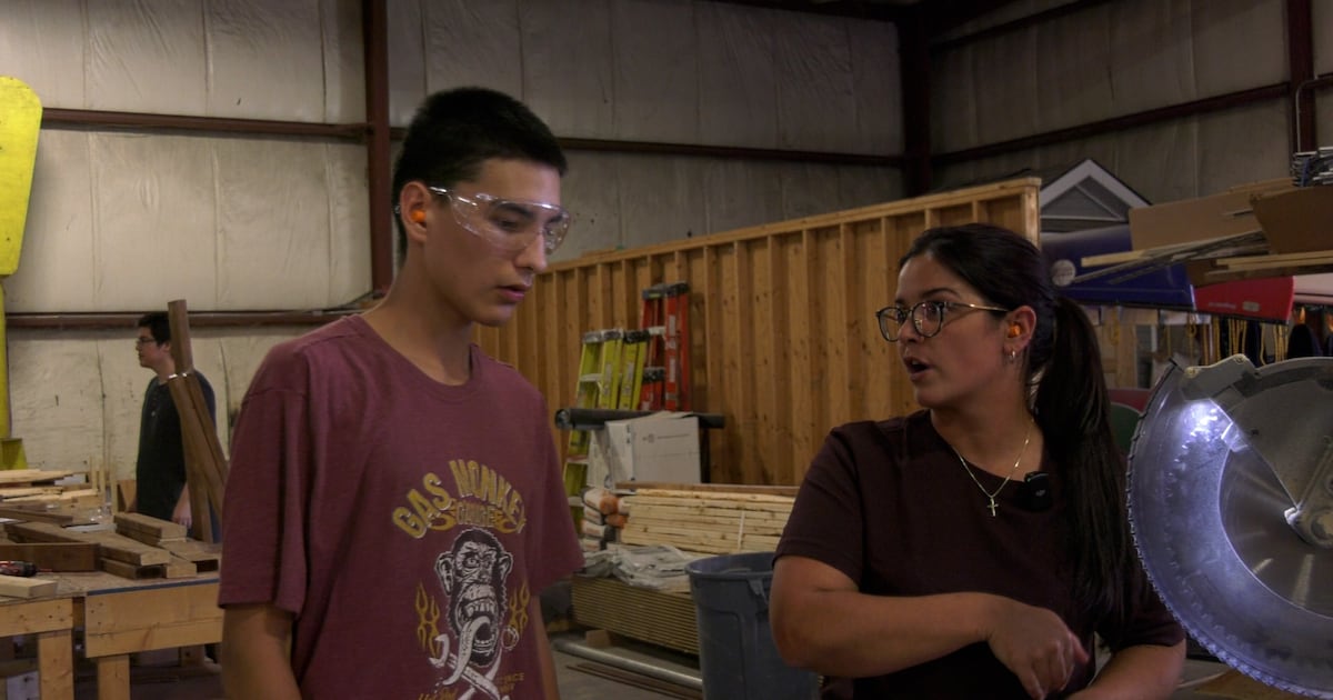 Workshop on Six Nations of the Grand River teaches carpentry skills