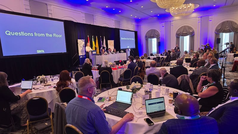 Minister of Health fields concerns from medical community at SMA conference