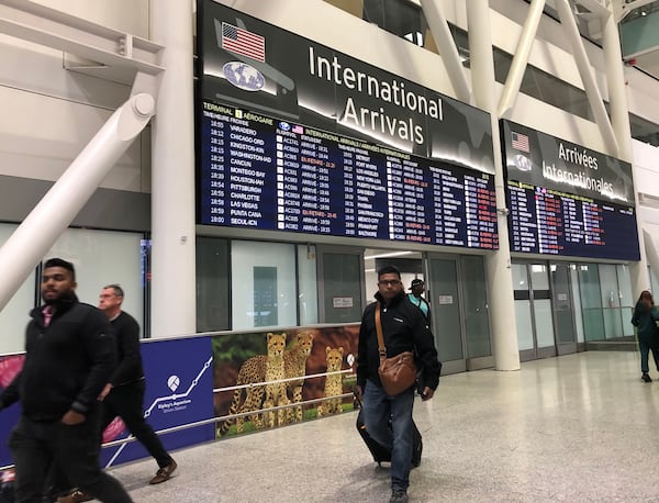Summer travel between Canada and the U.S. is in ‘steep decline’: StatCan
