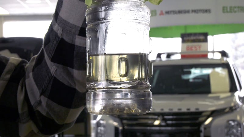 50% water, 50% fuel found in tanks of vehicles that filled up at Edmonton gas station