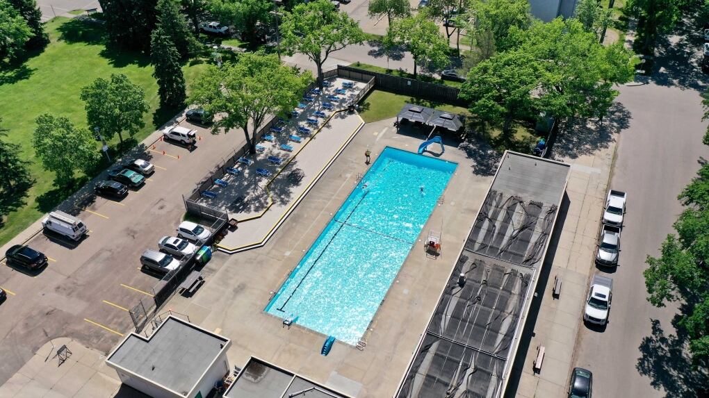 Map of Edmonton pools and spray parks