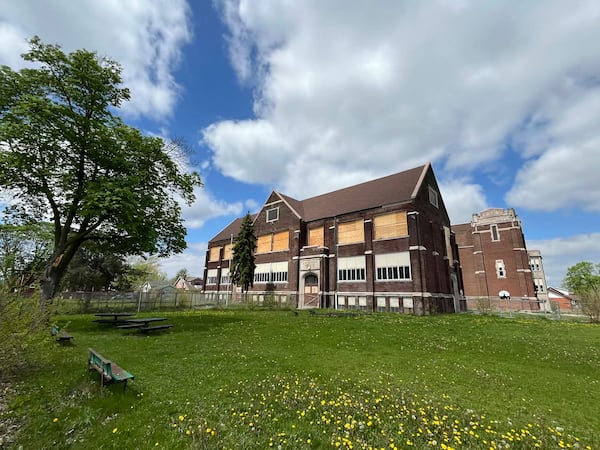 Former Windsor school site listed for $4M draws city hall interest